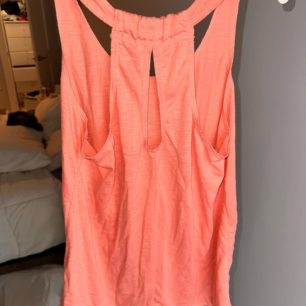 Pink tank top